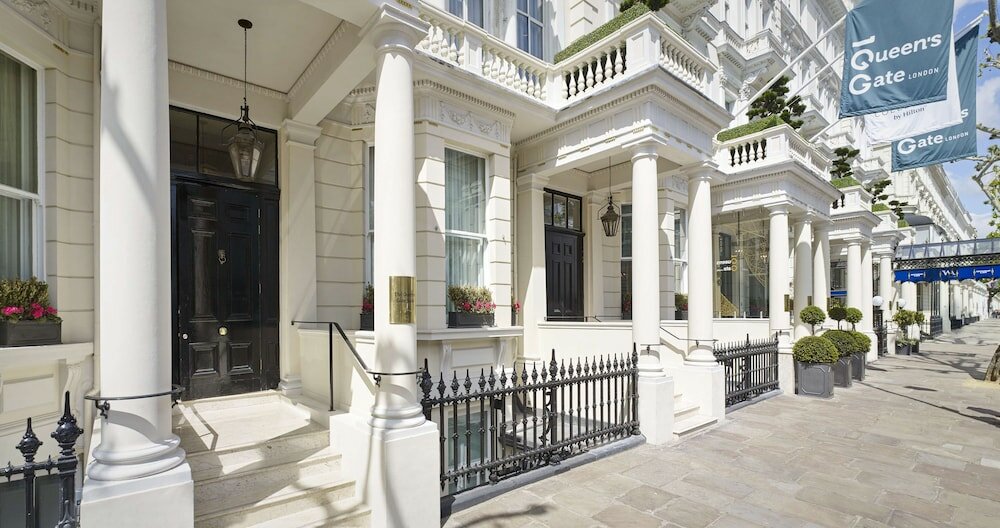 Фото 100 Queen's Gate Hotel London Kensington, Curio Collection by Hilton