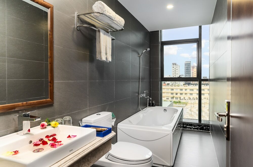 Фото Sana Da Nang Beach Hotel