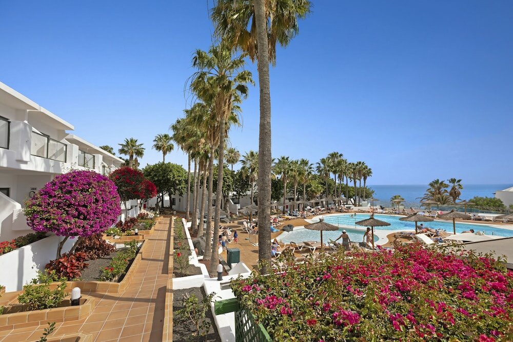Фото Отель Thb Flora Aparthotel