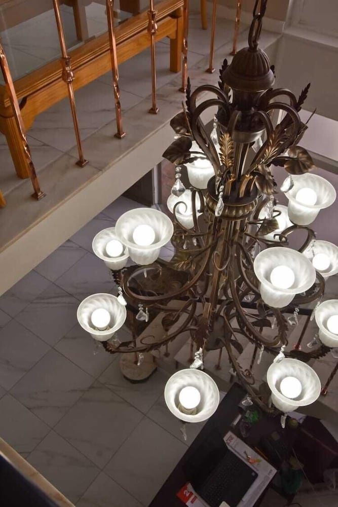 Фото 34onLincoln Guesthouse