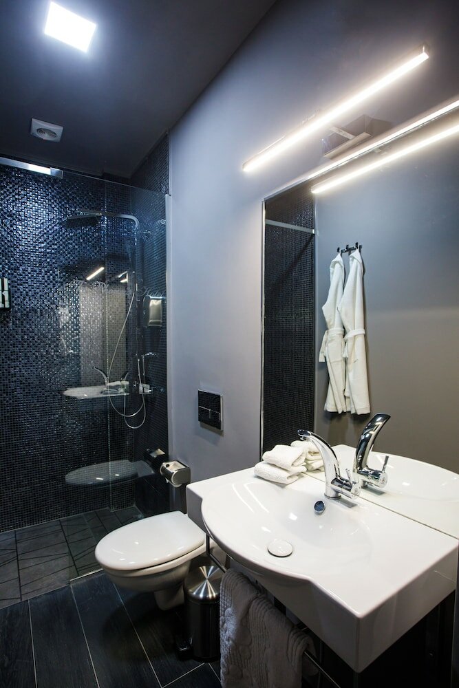 Фото The Phoenix Boutique Hotel