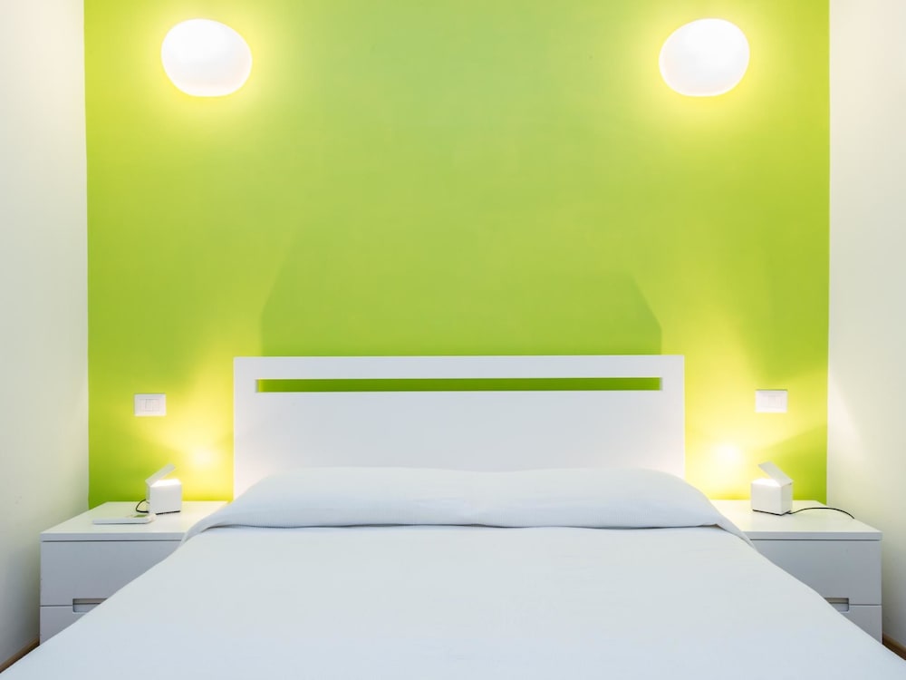 Фото Rsh Trevi Fountain Luxury Apartment