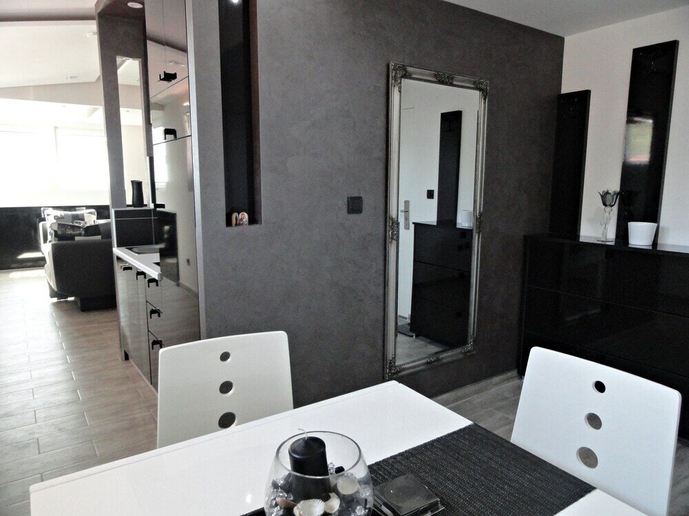 Фото Apartments Holiday Budva