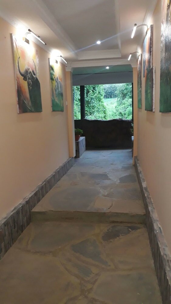 Фото Brooks Lodge