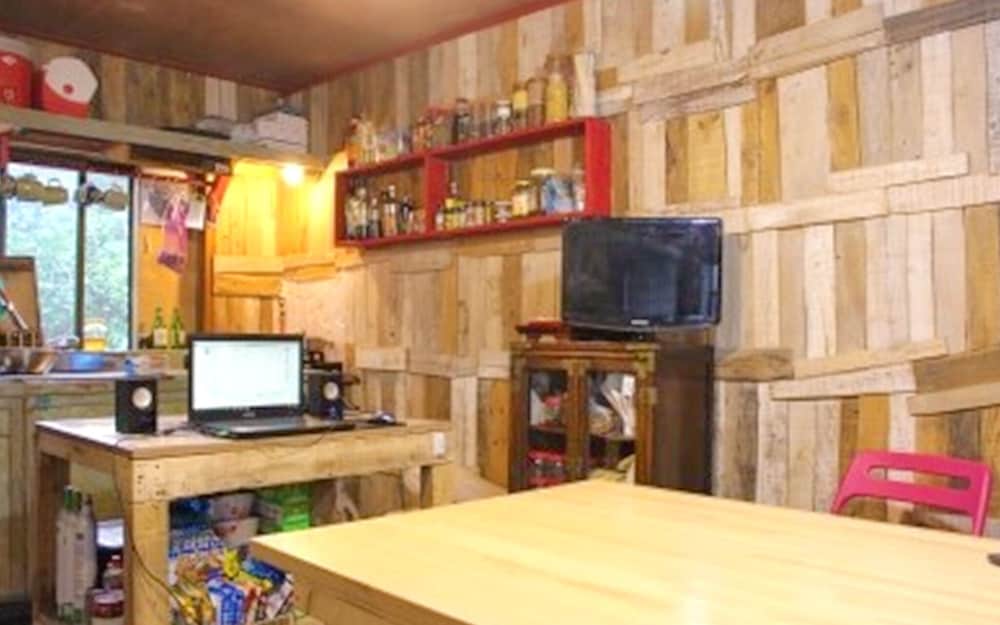 Фото Jeju Badabyul Guest and Dive