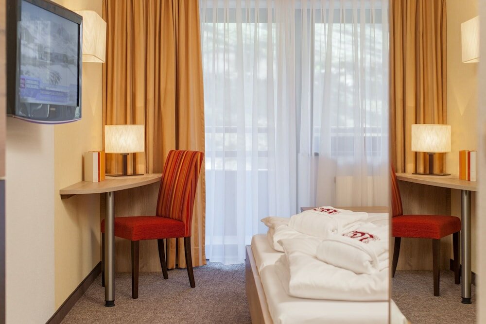 Фото Hotel Madeleine