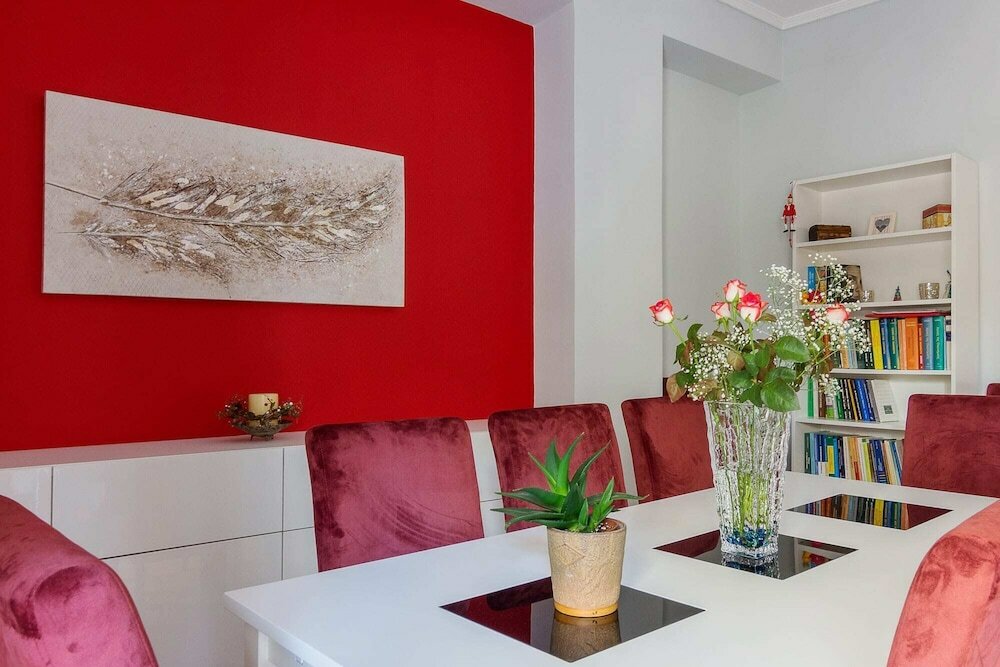 Фото Adorable 2 Bedrooms Apartment in Athens