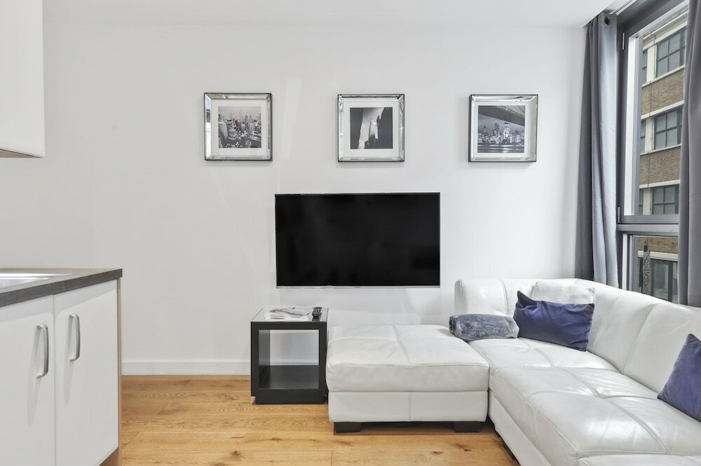 Фото 1 Bed City Apartment by City Stay