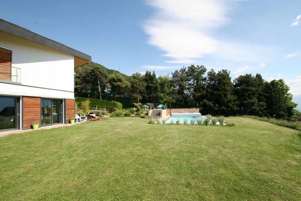 Фото Montreux holiday home