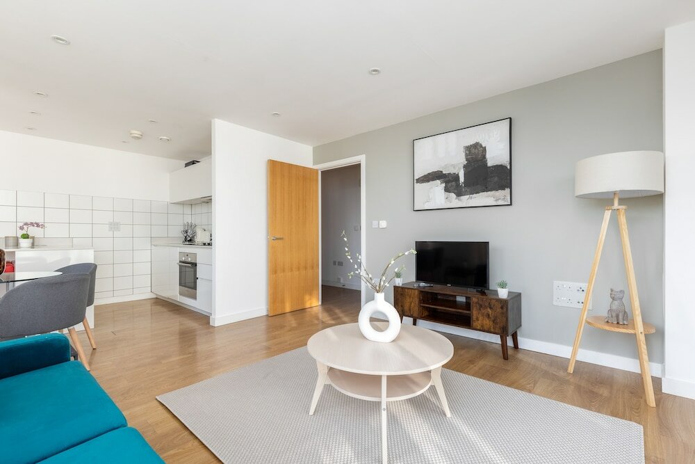 Фото The Bow Apartment