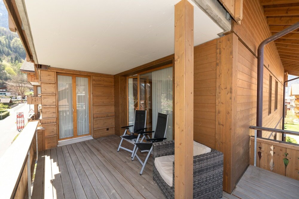 Фото Chalet Apartments Iseltwald