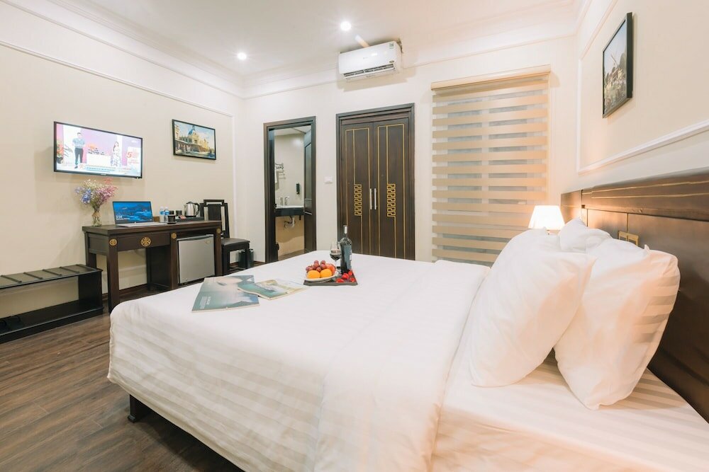 Фото Hanoi Lake View Hotel & SPA