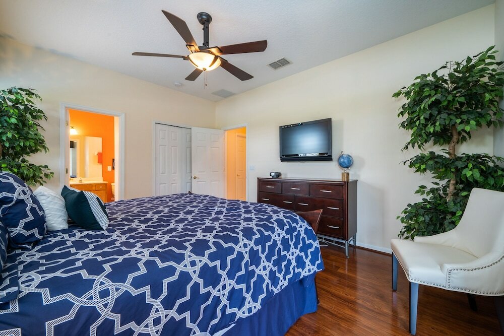 Фото Bella Vida Resort Luxury Pool Home Game Room View!