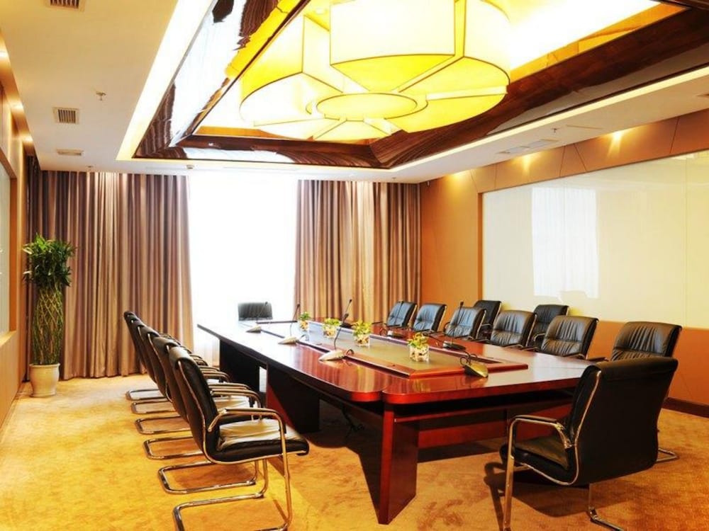 Фото Yinsheng International Hotel