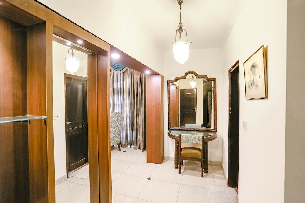 Фото Fabexpress Llyod House