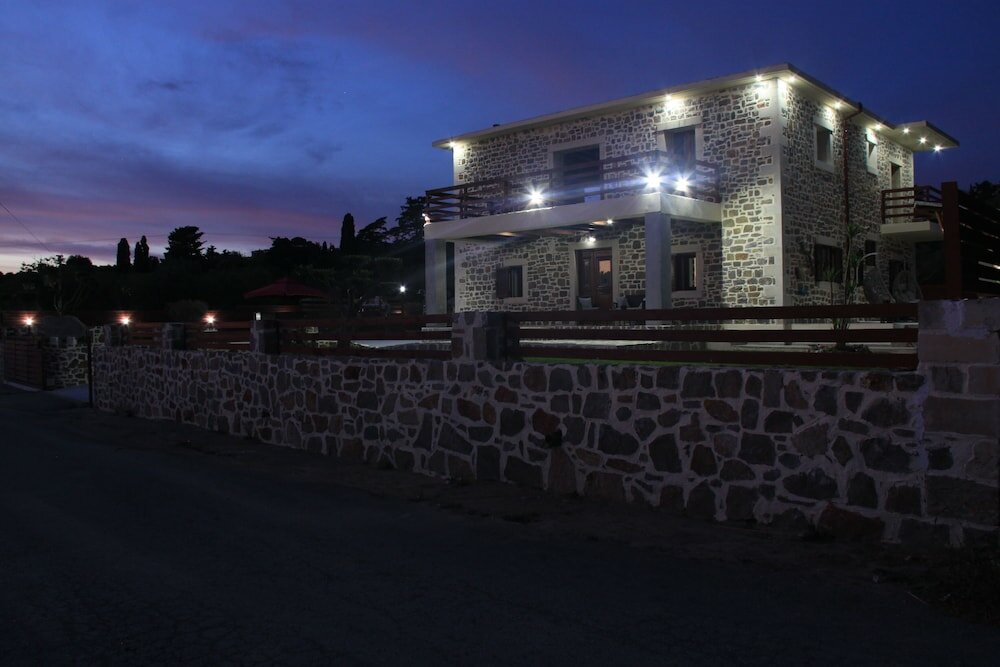 Фото Villa Dolla Paradise by Ghh