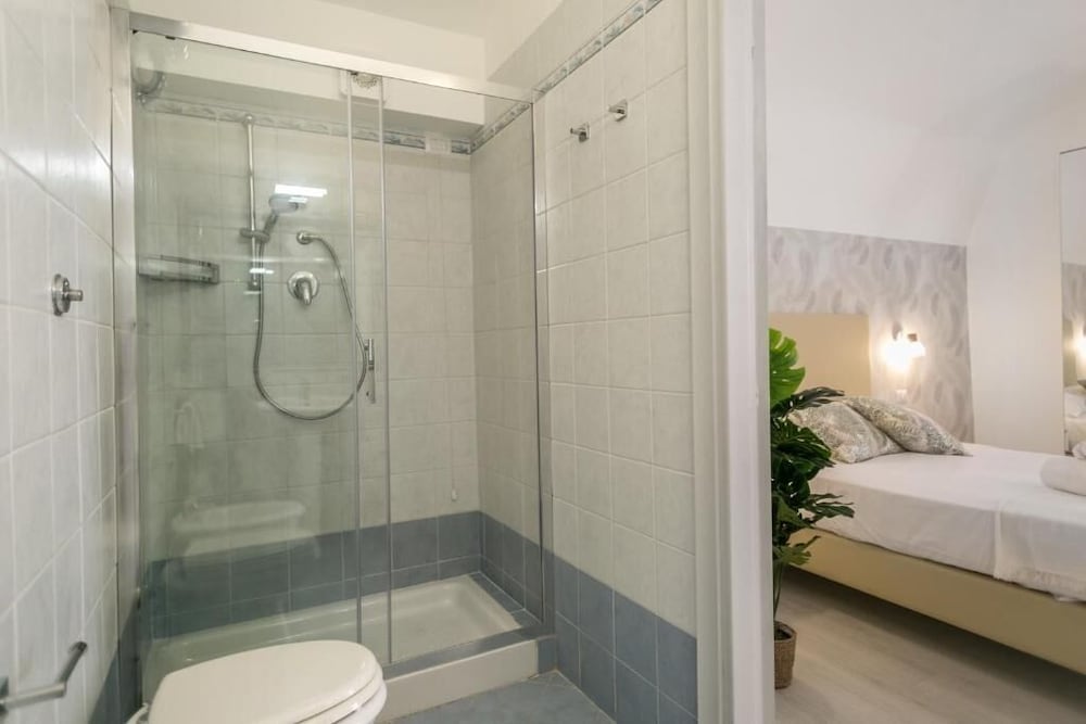 Фото White Candia Guesthouse