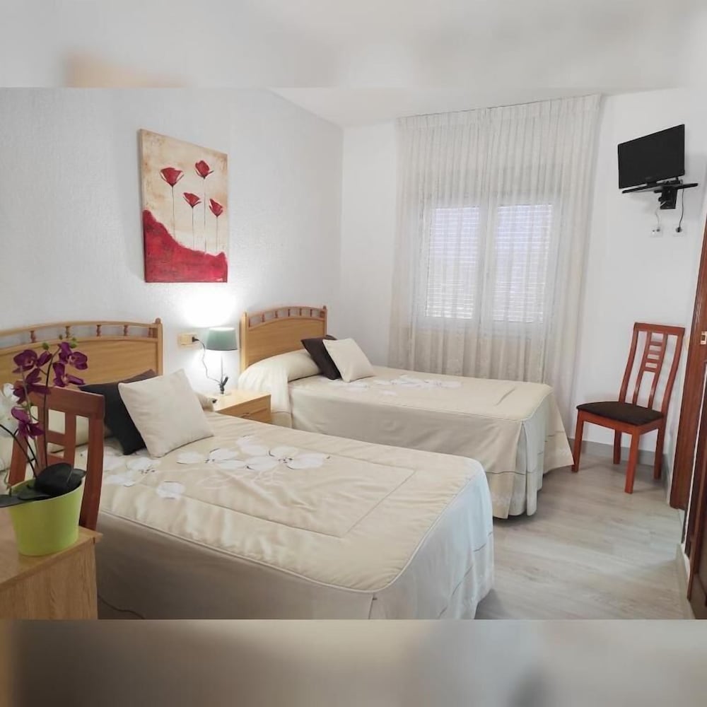 Фото Hostal La Llave