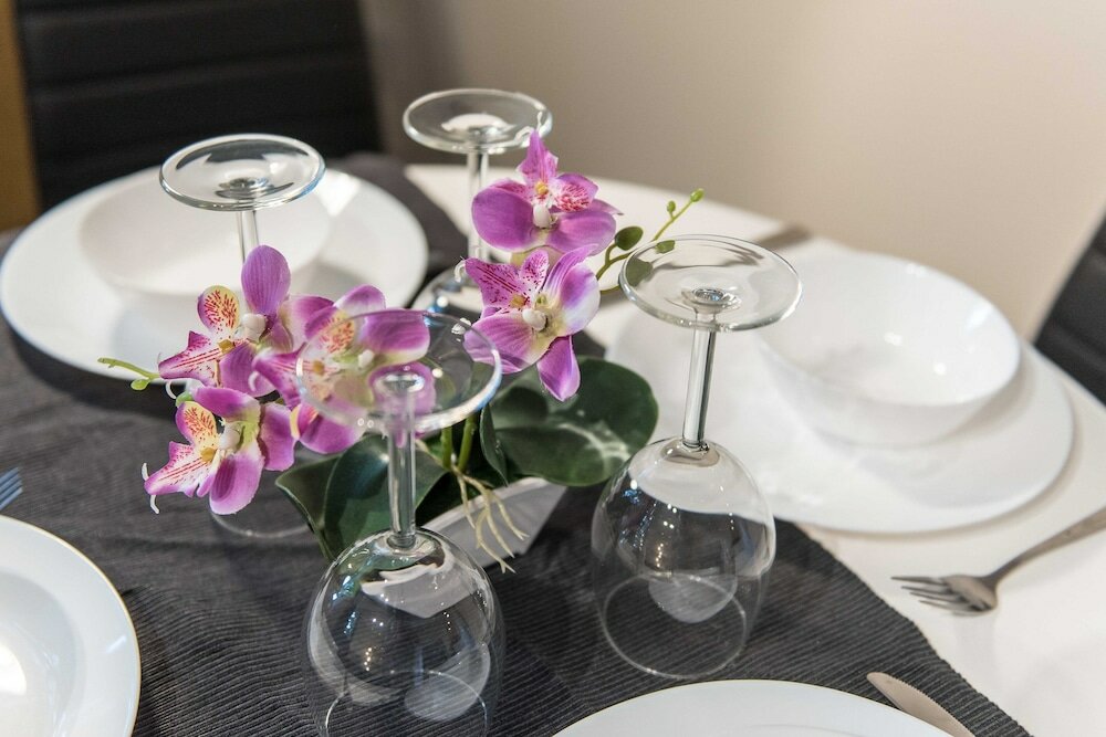 Фото Sublime Stays Apartments