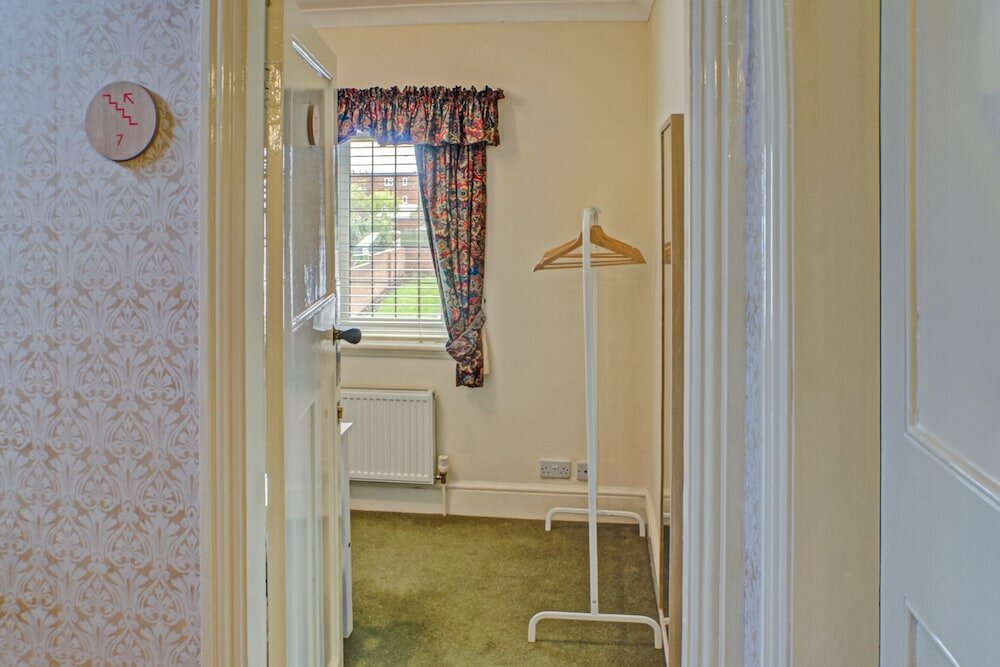 Фото Oyo Wayside Hotel