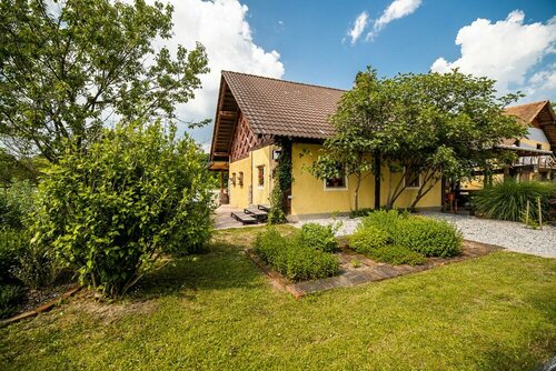 Гостиница Apartment With Sauna pr' Geci в Брежице