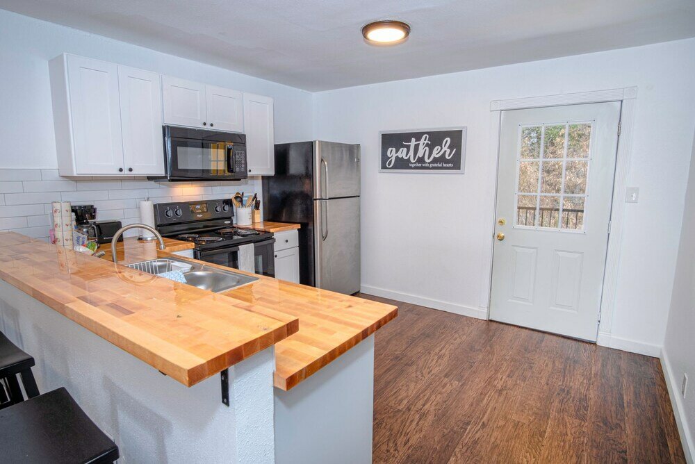 Фото Explore Pearl 2br/2ba Near Dt and Riverwalk
