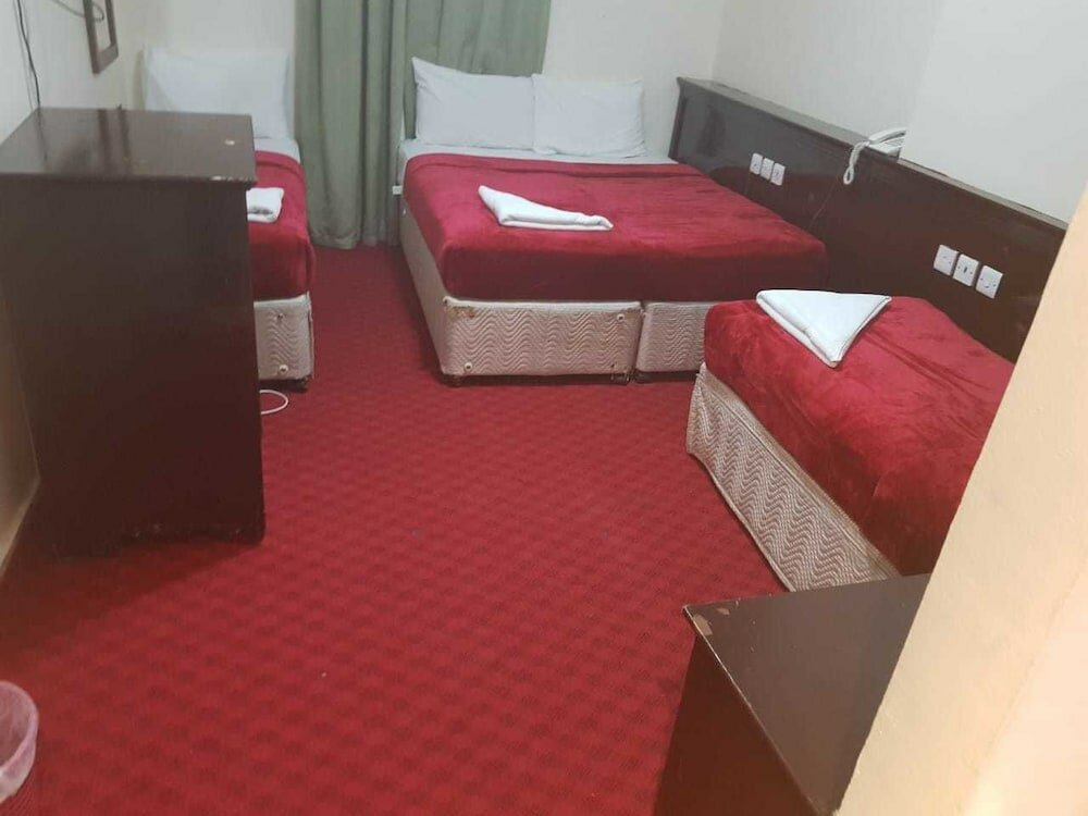 Фото Burj AlSultan Hotel