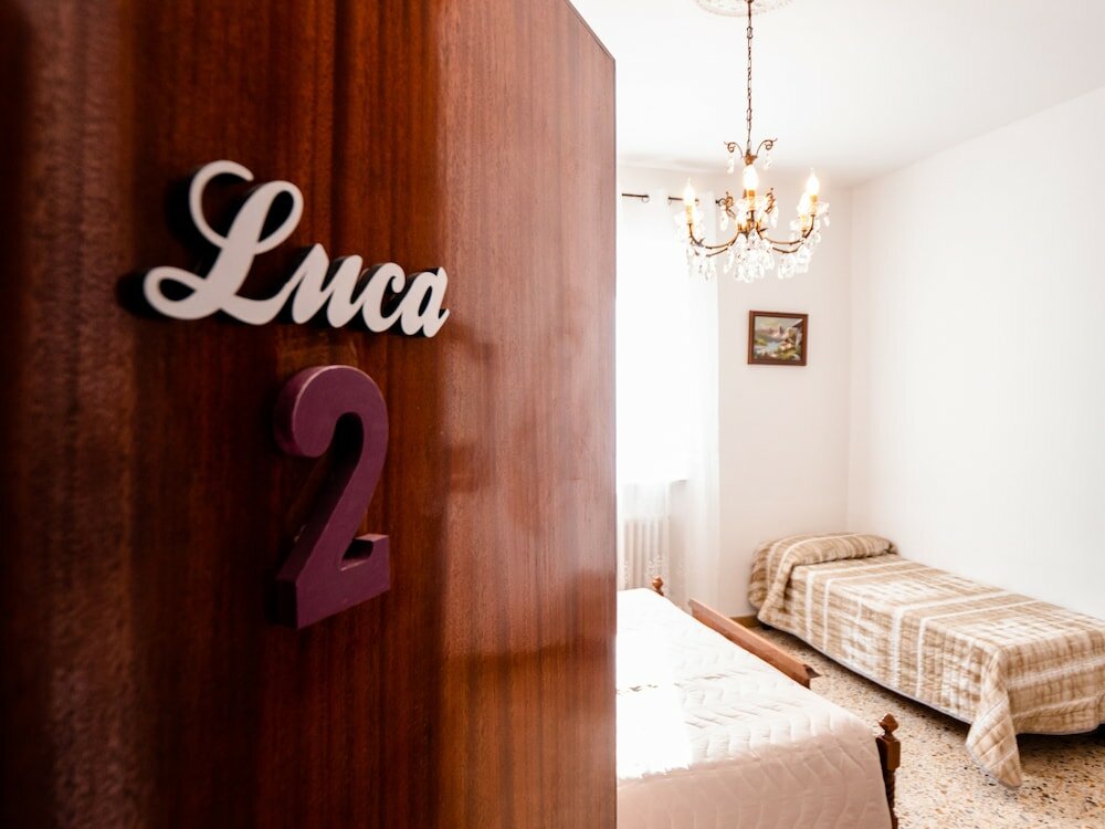 Фото Casa Mafalda - Rooms Friends and More