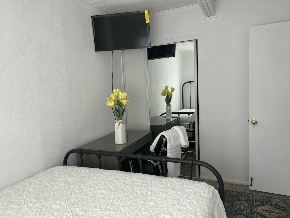 Hotel Milpitas Homestays, Milpitas, photo