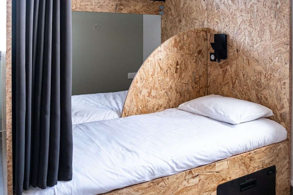 Фото Auberge de jeunesse Hi Clermont-Ferrand