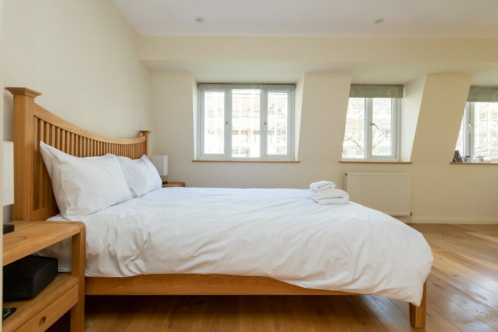 Фото Modern and Bright 3 Bedroom House in Paddington