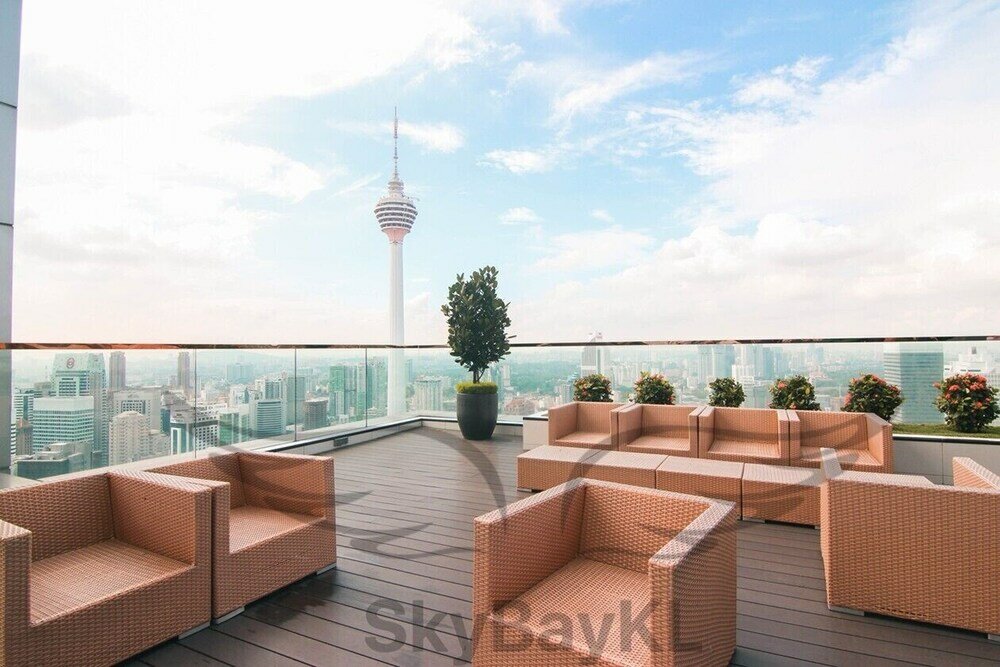 Фото Platinum Suites by Skybay