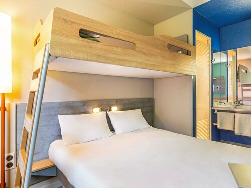 Гостиница Ibis budget Lyon Est Saint Quentin Fallavier
