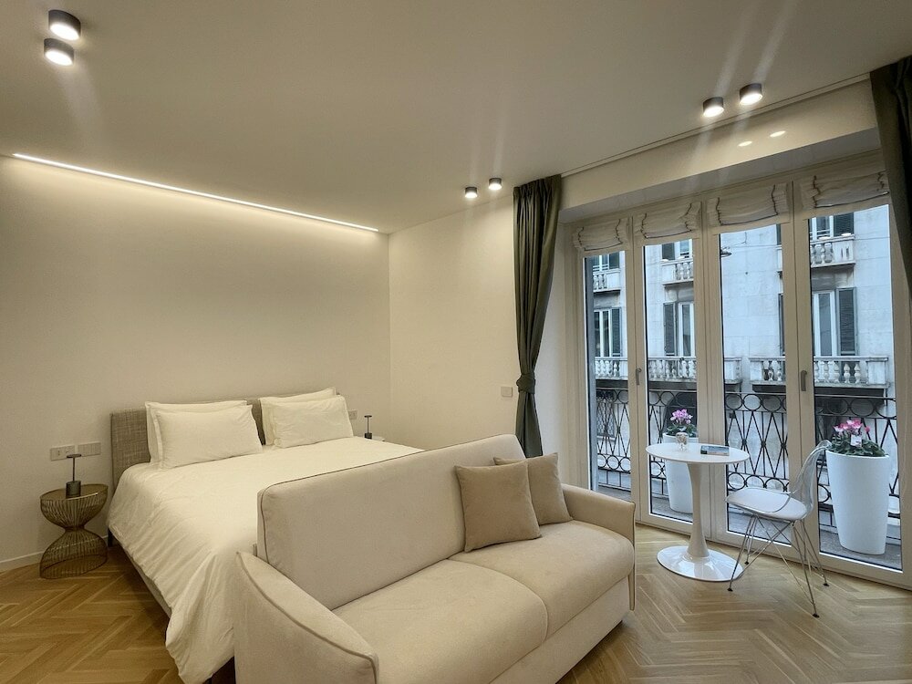 Фото B and G Boutique apt. -heart of Milano- Design District