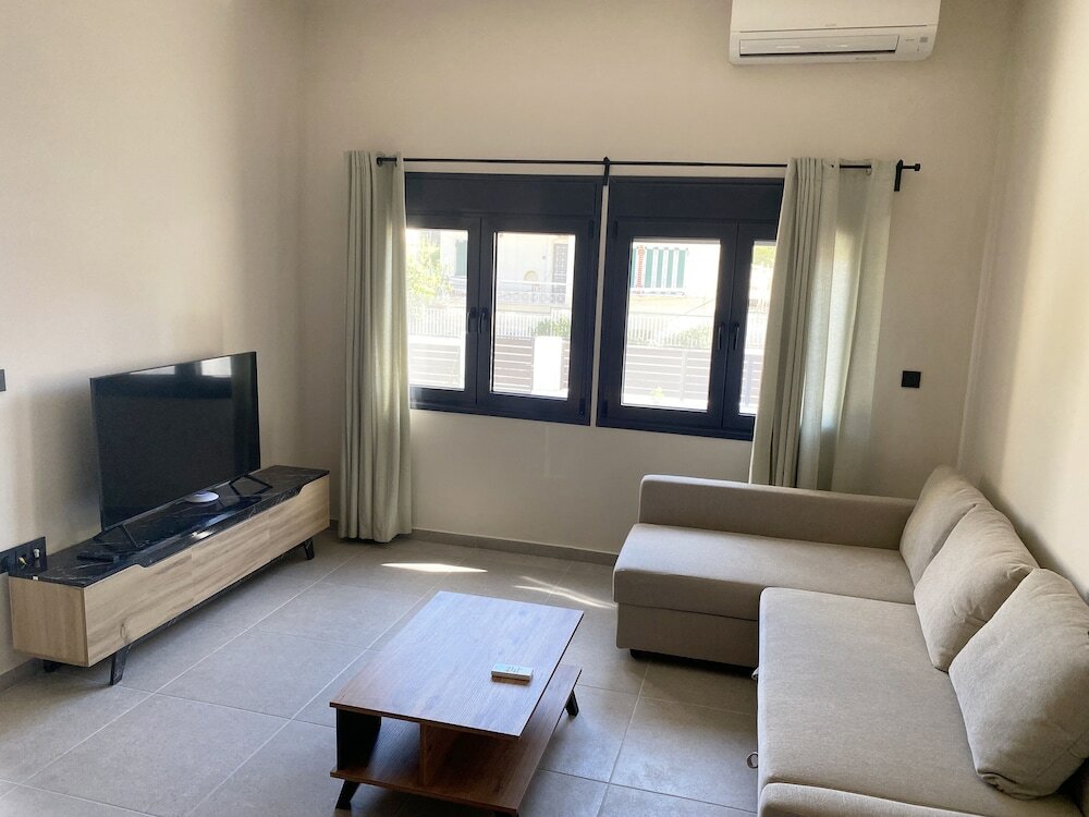 Фото Galio Suites Airport by Airstay