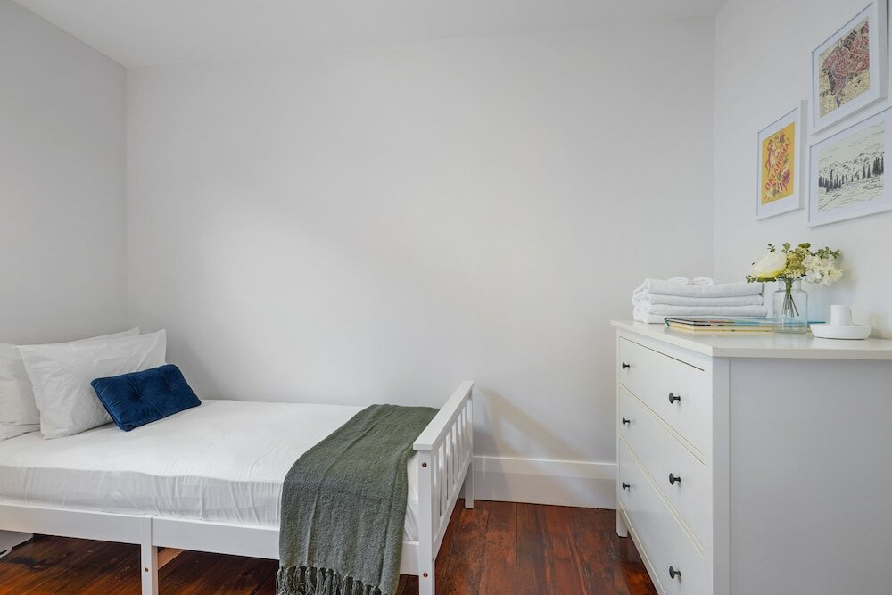 Фото Grey Lynn - Grandeur - Cafe Lifestyle