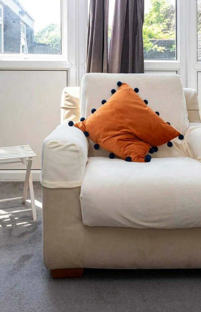 Фото Spacious & Welcoming 4bd House - Kennington