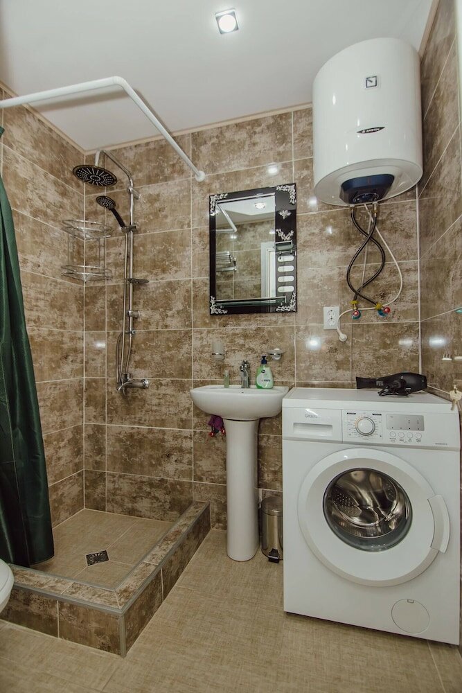 Фото Прекрасная студия в Батуми с выходом на крышу здания