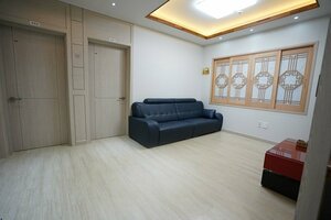 Гостиница Gunsan Yeojeong Guest House