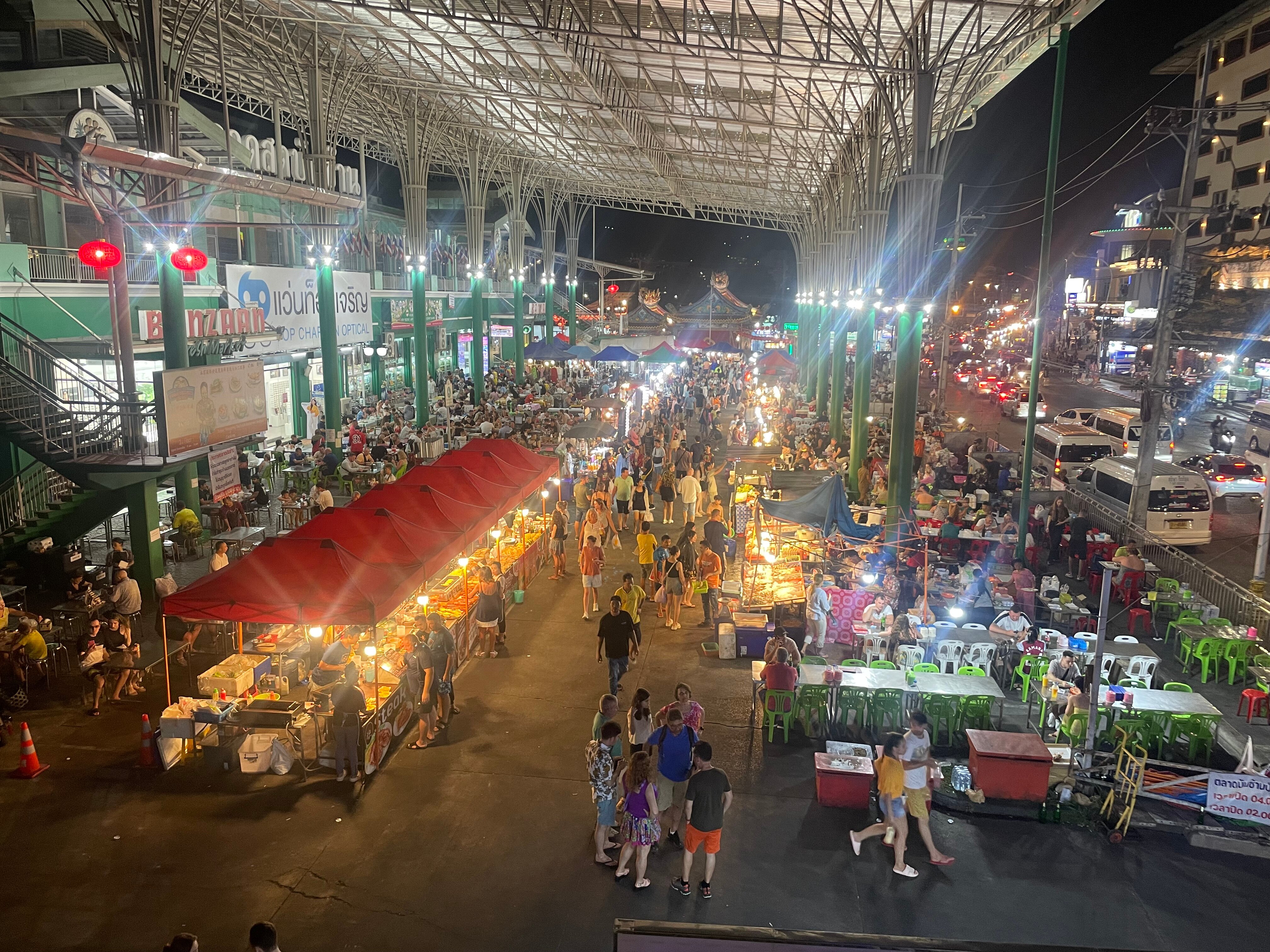 Фото The Aim Patong Hotel