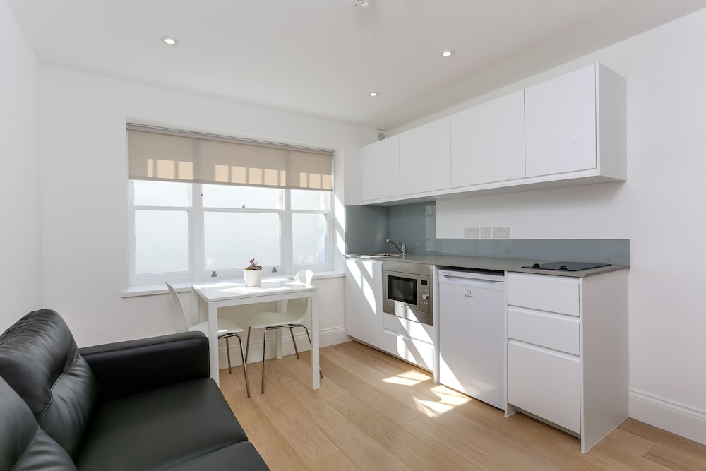 Фото Kings Cross Serviced Apartments