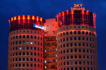 Sky Towers (Домбровская ул., 9), бизнес-центр в Минске