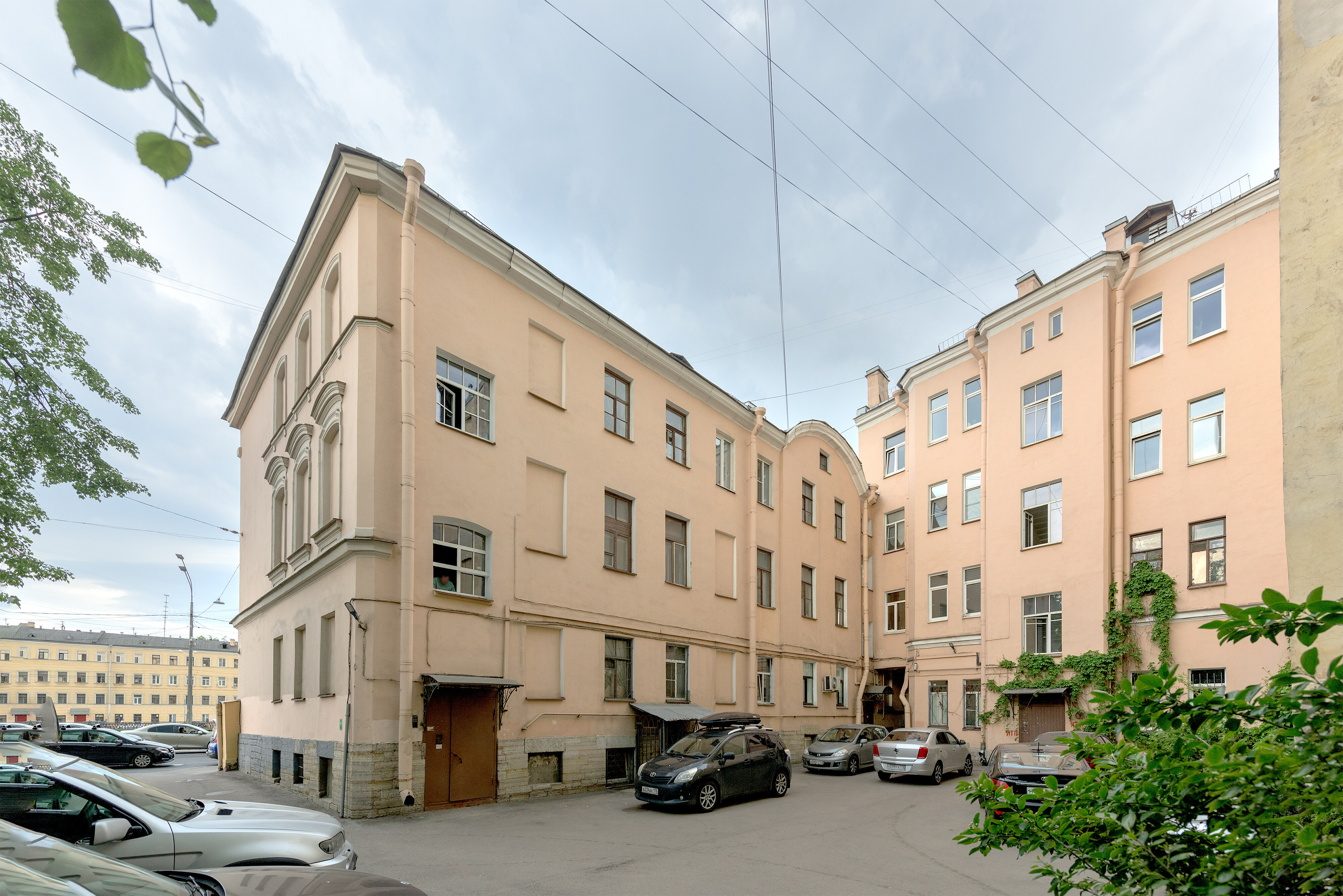 Фото отеля 2