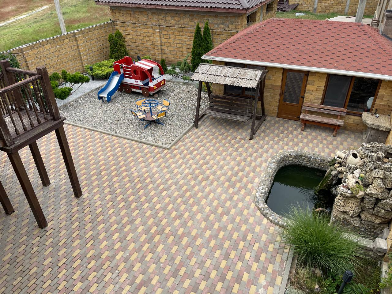 Фото отеля 2