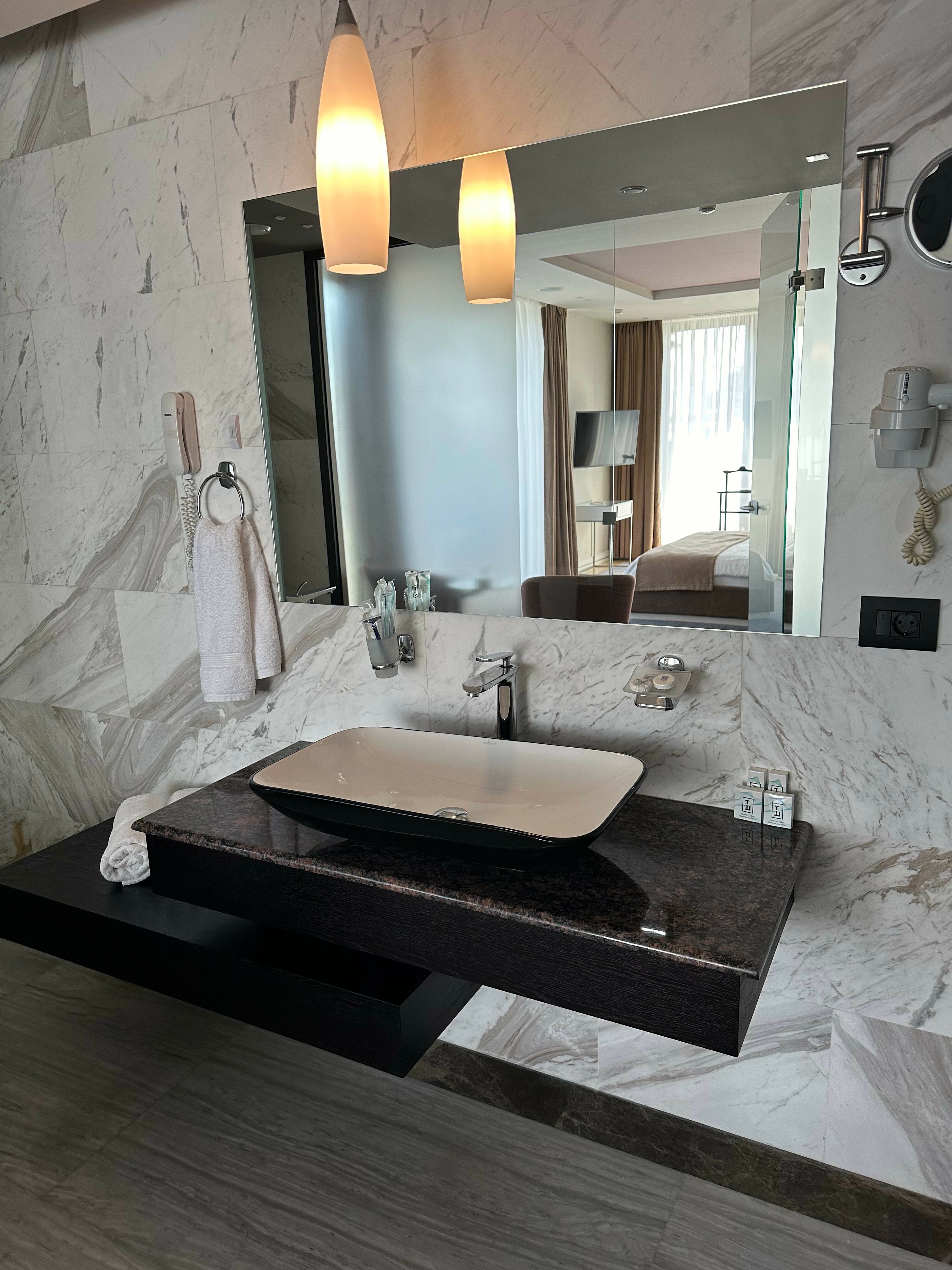 Фото Aghababyan's Hotel