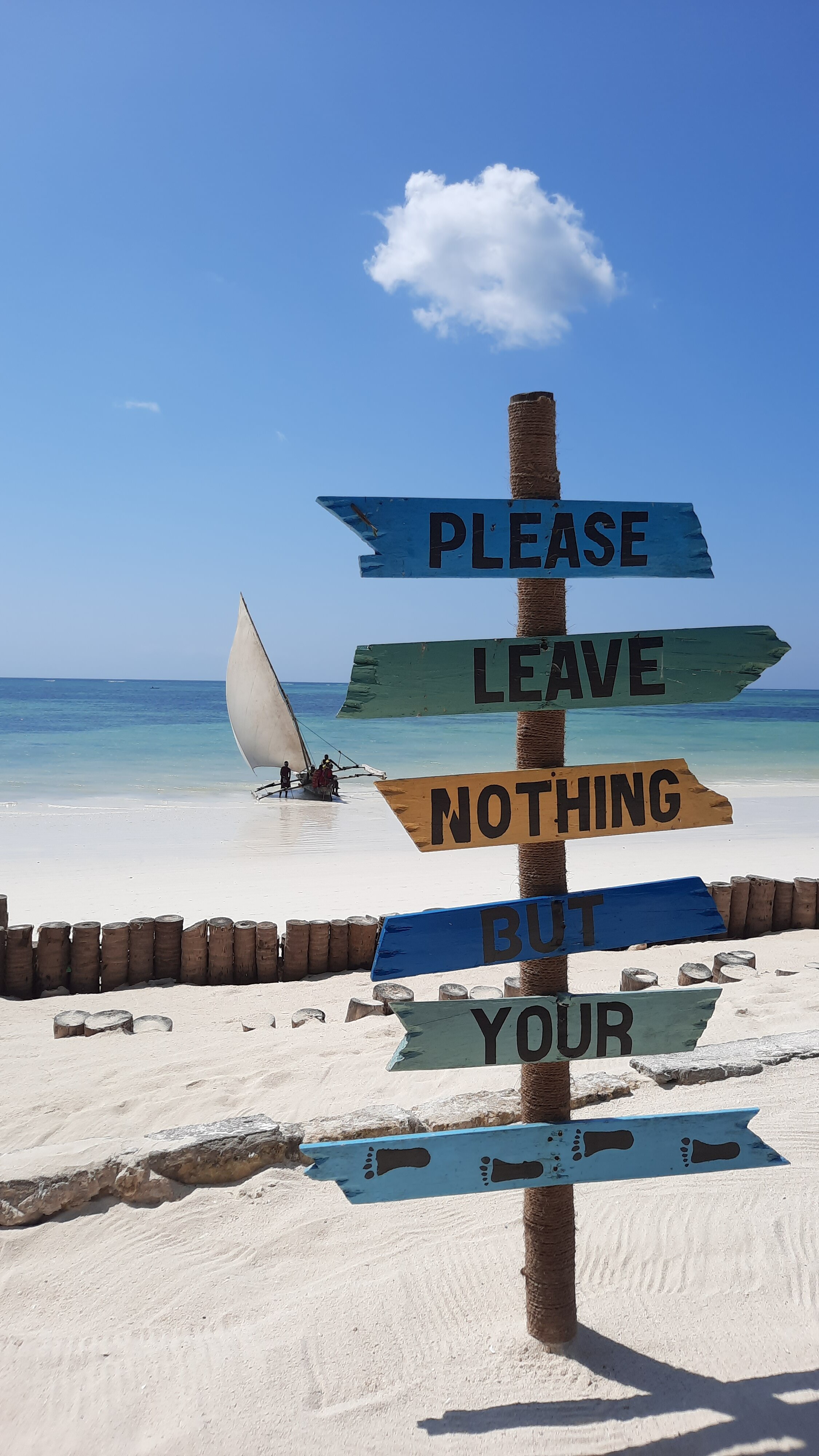 Фото Bluebay Beach Resort & SPA