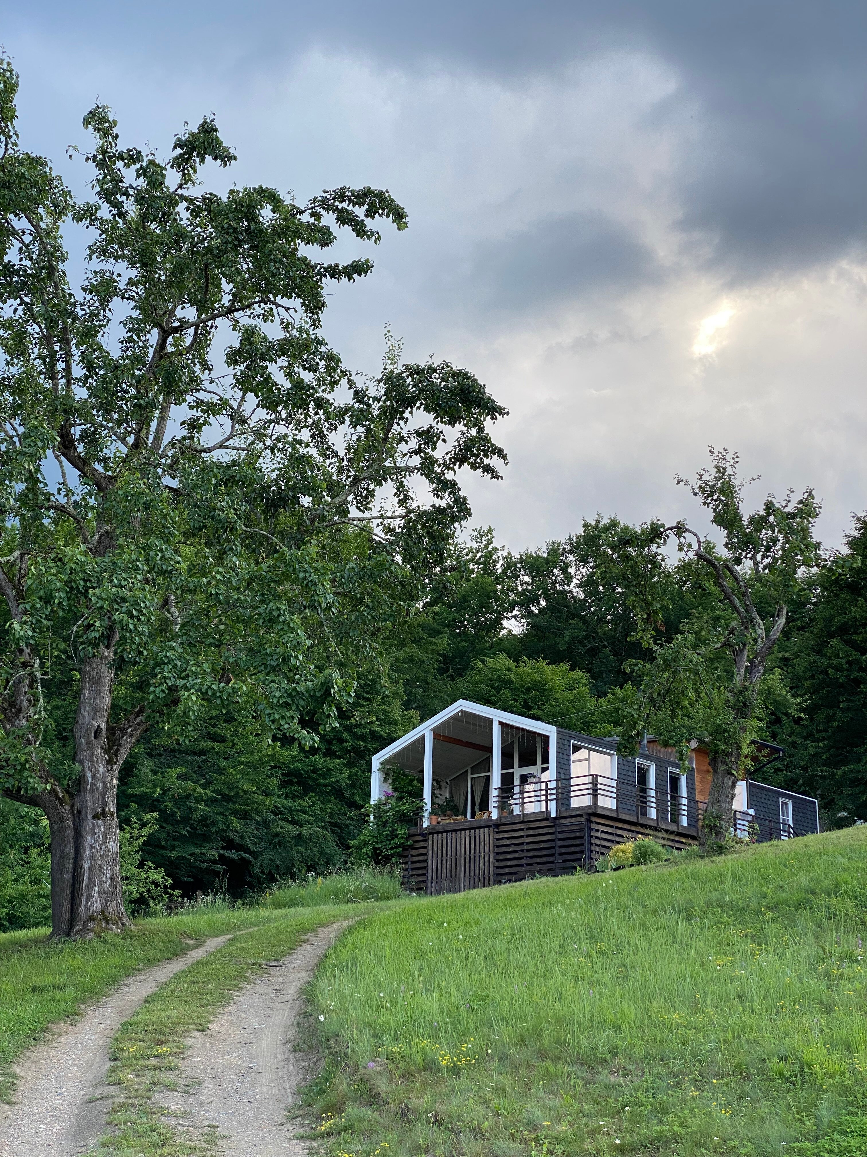 Фото The. Small. Hill. House