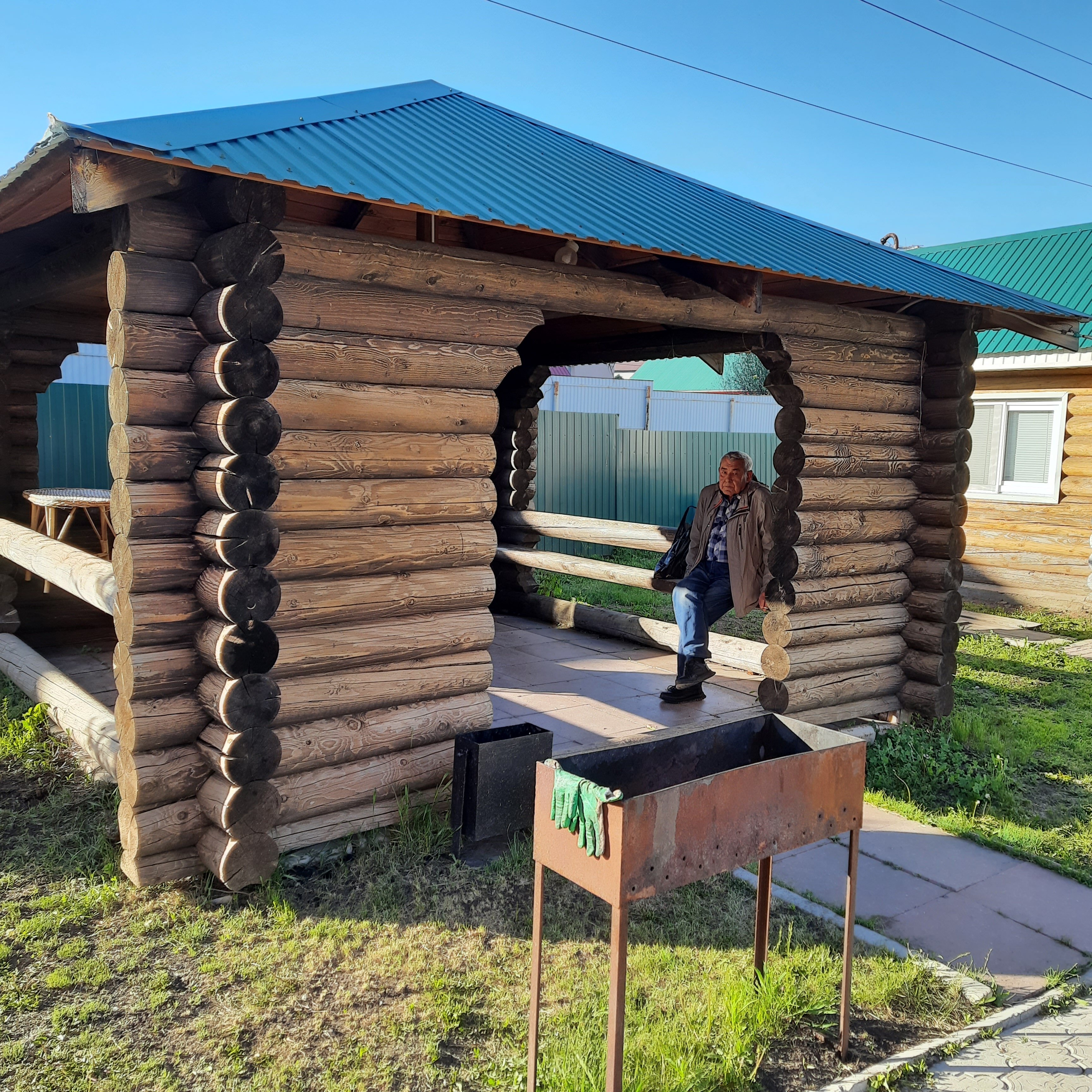 Фото Солнечный