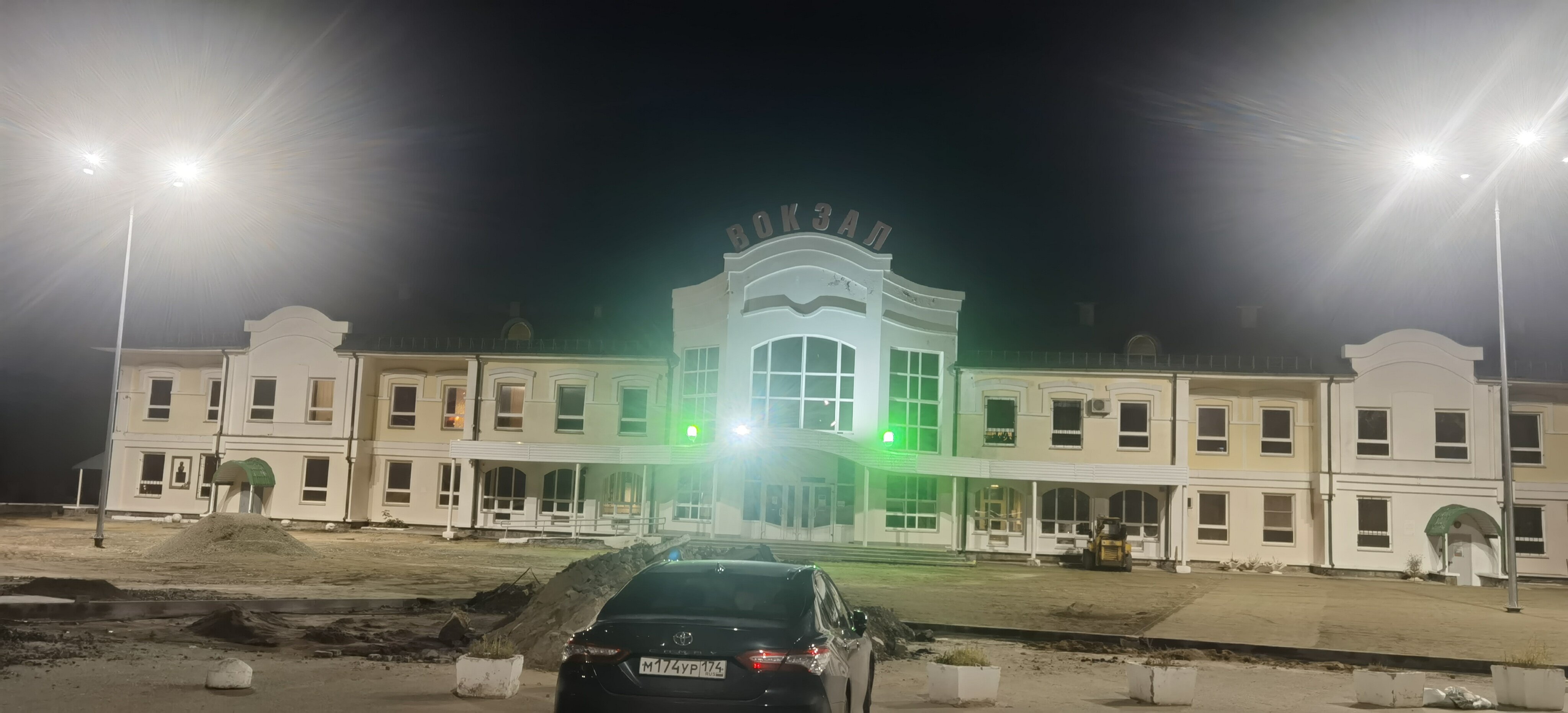 Фото отеля 1