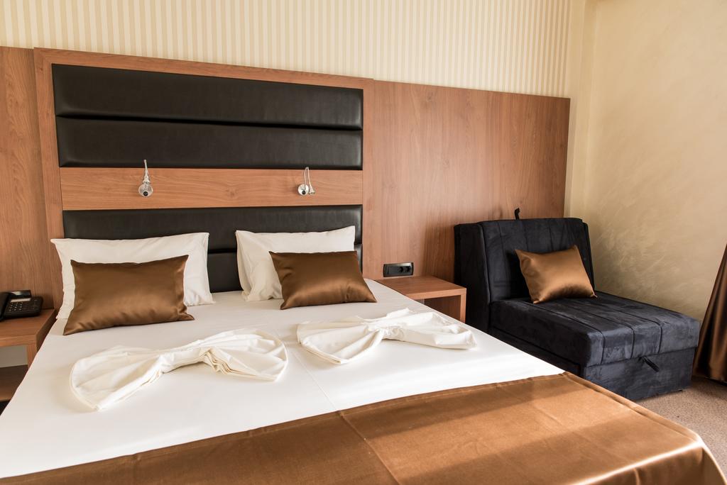 Фото Hotel Crnogorska Kuca